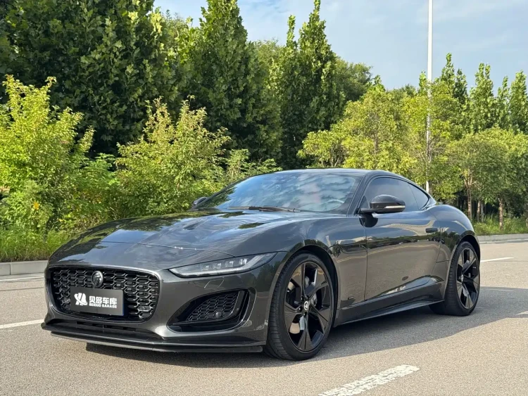 Jaguar F-TYPE 2024 P300 75th Anniversary Collector's Hardtop Edition