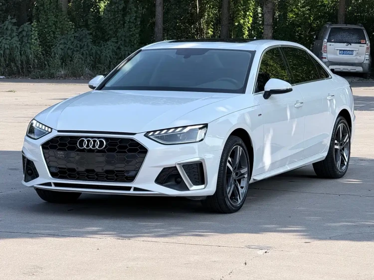 Audi A4L 2020 40 TFSI Luxury Dynamic