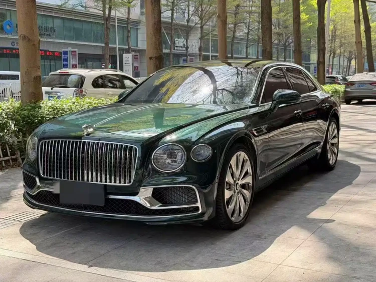 Bentley Flying Spur 2024 V8 Edition 8