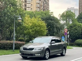 Škoda Octavia 2015 1.6L Automatic逸杰版