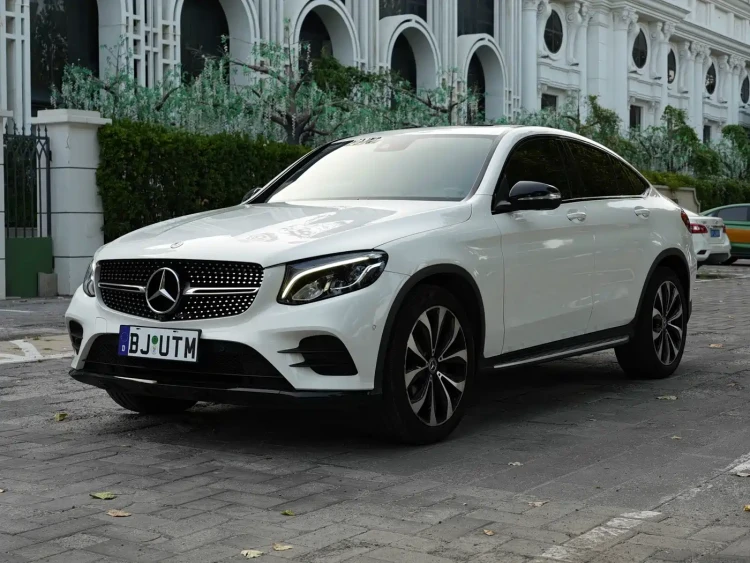 Mercedes-Benz GLC Coupe 2017 GLC 260 4MATIC Coupe SUV