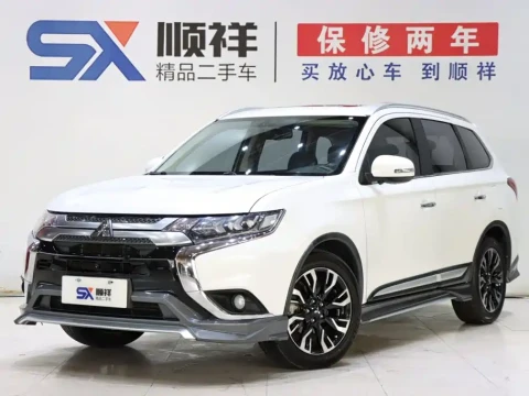 Mitsubishi Outlander 2020 2.4L 4WD Luxury 5-seater