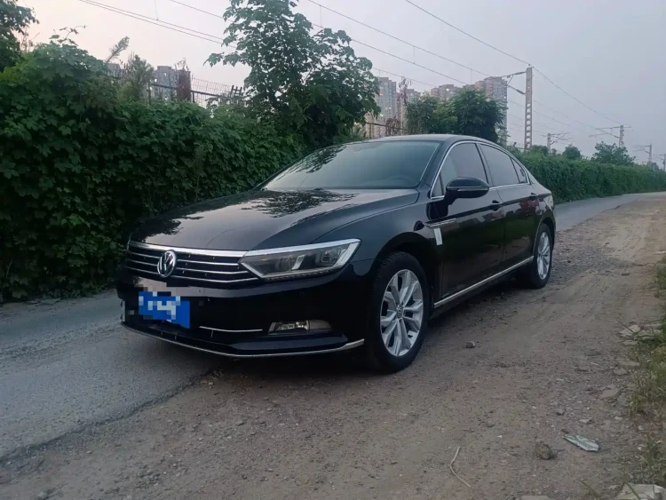 Volkswagen Magotan 2018 Facelift 330TSI DSG Luxury