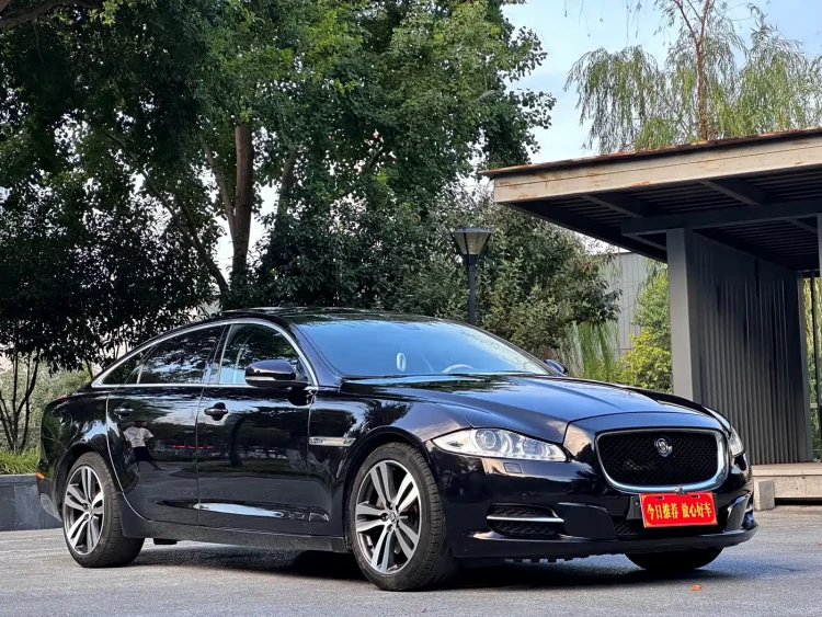Jaguar XJ 2013 XJL 3.0 SC Flagship Business Edition