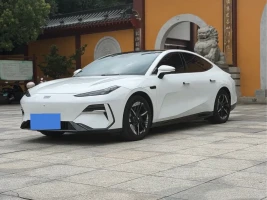 Geely Galaxy Galaxy E8 2024 Model 550km RWD Soaring Dragon Edition