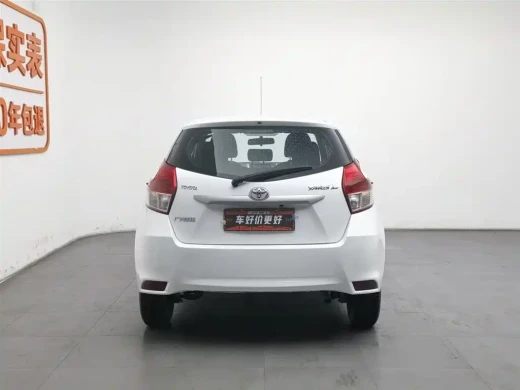 Toyota YARiS L Zhi Xuan 2014.10 105500 км