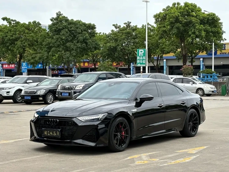 Audi A7L 2024 45 TFSI Luxury