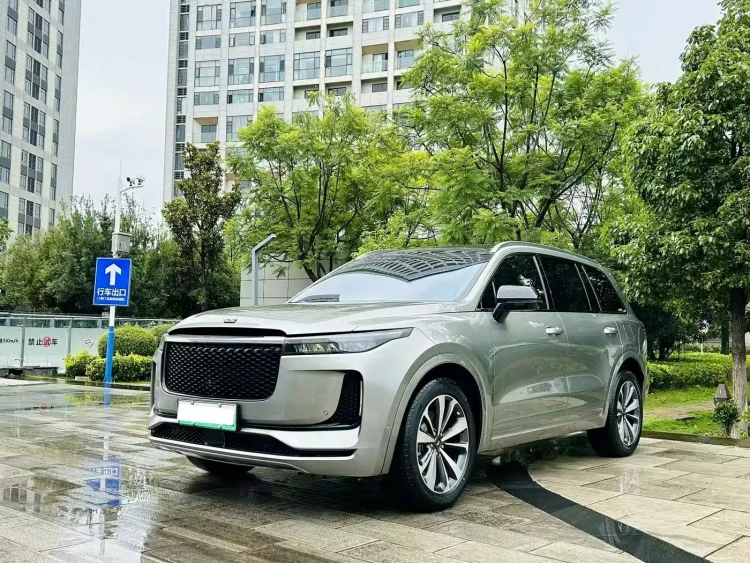 Li Auto Li ONE 2020 Extended Range 6-seater