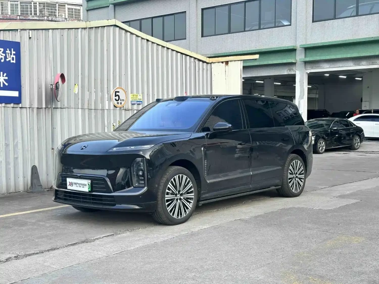 NIO ES9