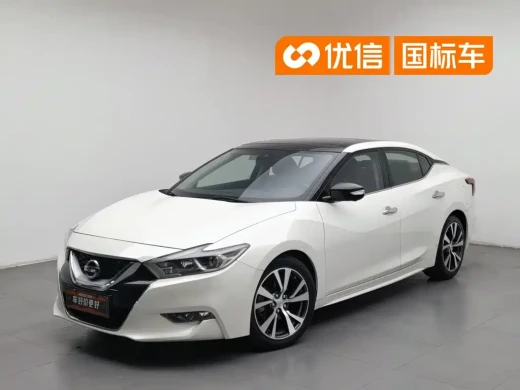 Nissan Cima 2016 2.5L XL Luxury