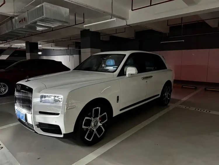 Rolls-Royce Cullinan 2018 4-Seater Version