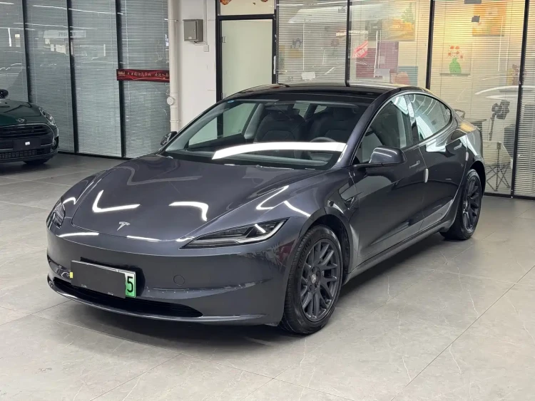 Tesla Model 3 2025 Model Rear-Wheel Drive Edition