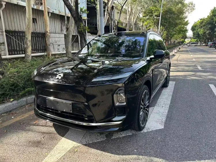 NIO ES8 2025 Model 6-Seat Executive Luxury Edition