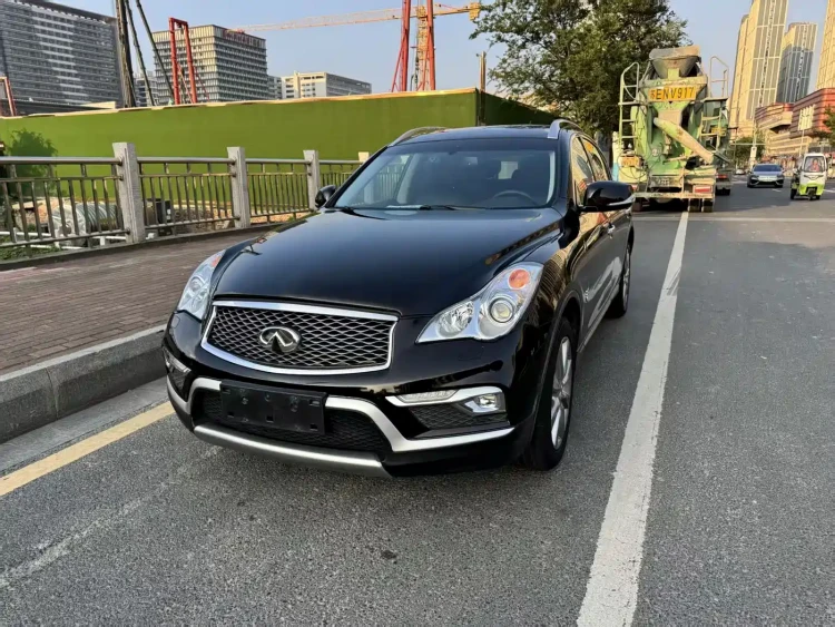 Infiniti QX50 2015 2.5L Enjoyment Edition