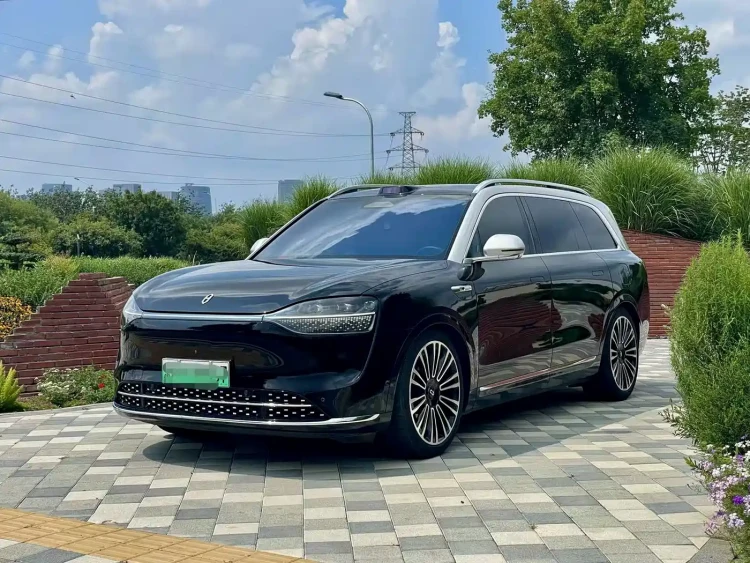 AITO Wenjie AITO M9 2024 Extended Range Ultra 42kWh 6-Seater