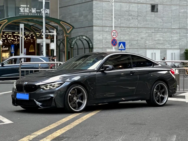 BMW M4 2019 M4 Coupe Competition