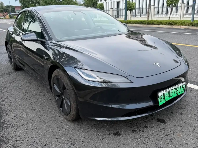 Tesla Model 3 2025 Model Rear-Wheel Drive Edition