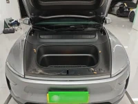 Tesla Model Y 2025 Long Range All-Wheel Drive