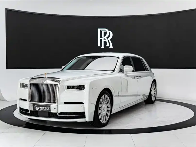 Rolls-Royce Phantom 2018 6.7T Long Wheelbase Version