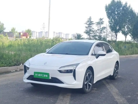 JMCG New Energy Yi 2023 Standard Range Industry Edition