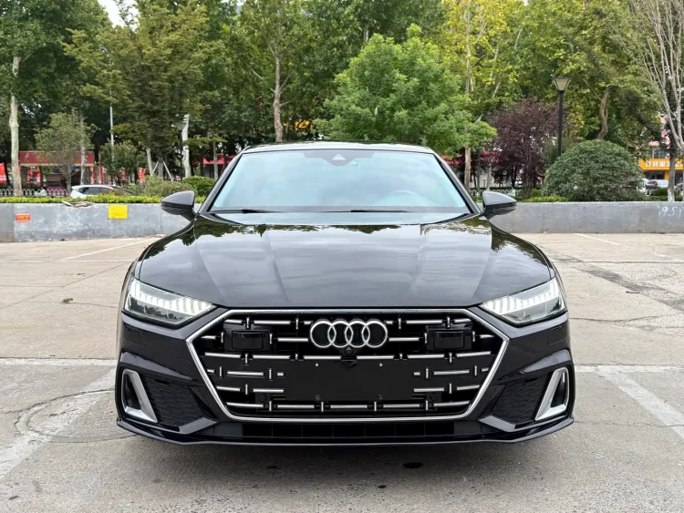 Audi A7L 2024 45 TFSI Luxury