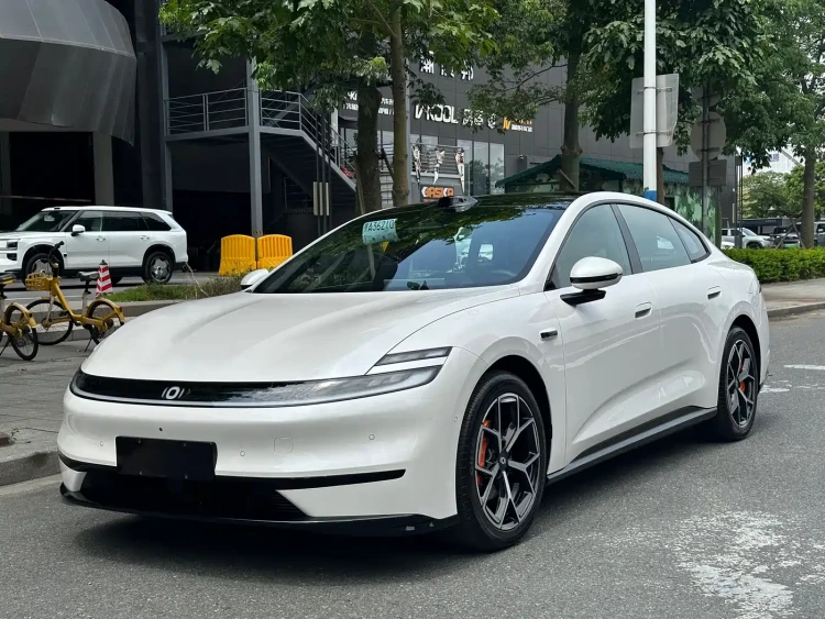 Changan Qiyuan A06 2025 210kW Pure Electric