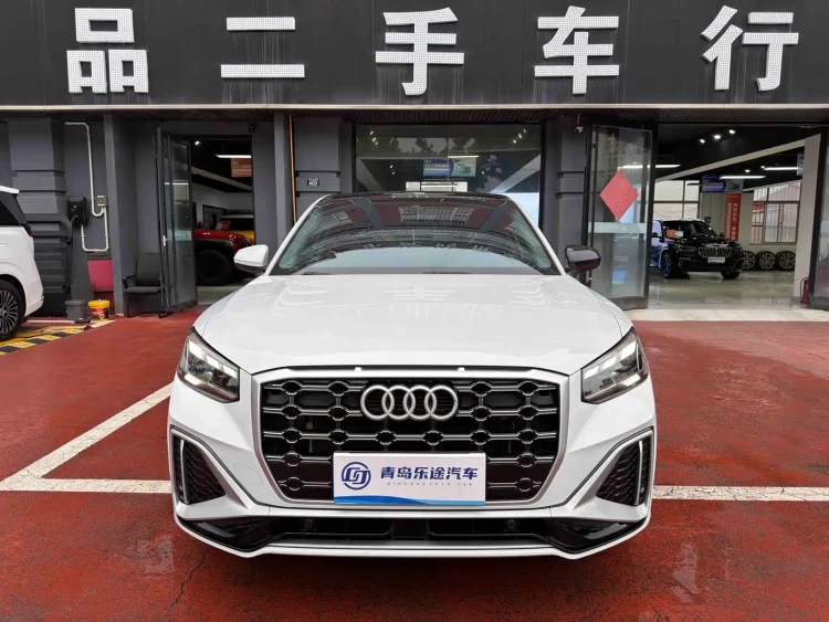 Audi Q2L 2022 35 TFSI Progressive Dynamic