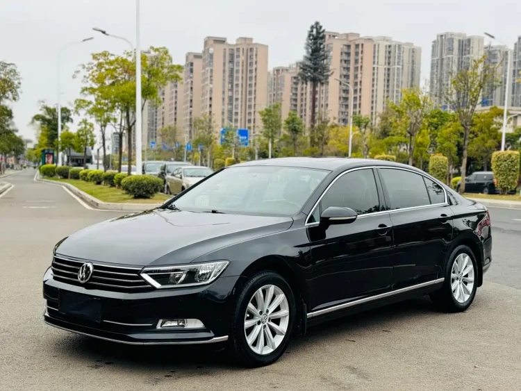 Volkswagen Magotan 2018 330TSI DSG Leading