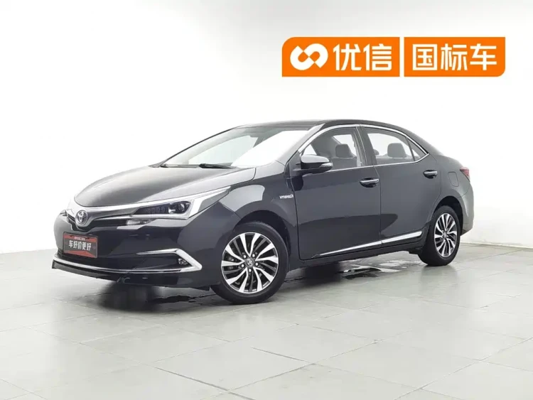 Toyota Corolla 2017 Facelift Hybrid 1.8L E-CVT Elite Edition