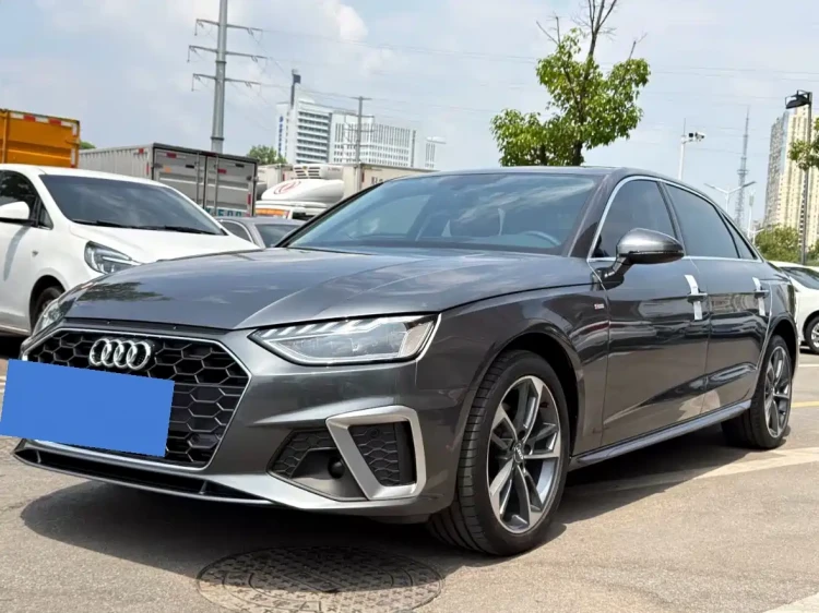 Audi A4L 2022 40 TFSI Fashion Dynamic