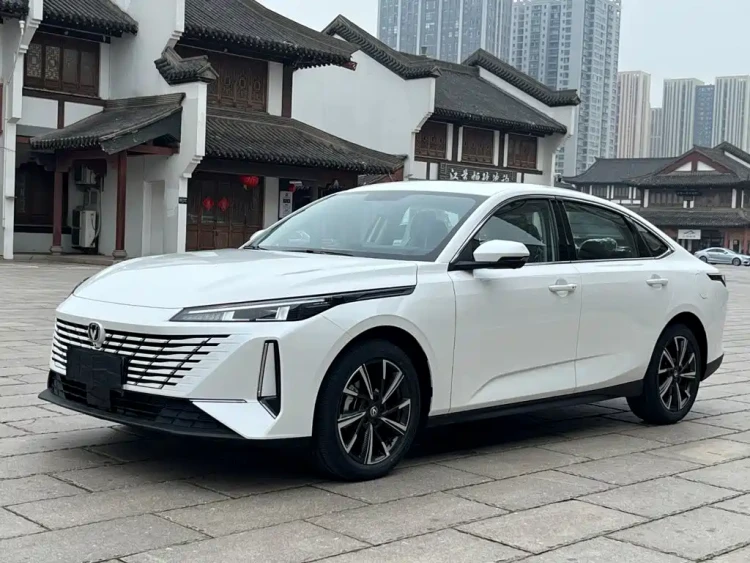 Changan Eado 2025 Model Year Facelift 1.5T 500Bar Premium Edition