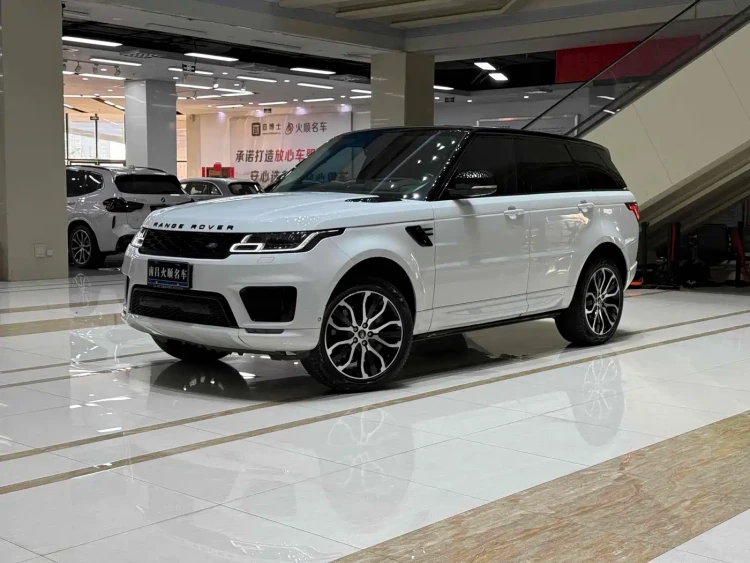 Land Rover Range Rover Sport 2021 3.0 L6 Gloss Black Edition