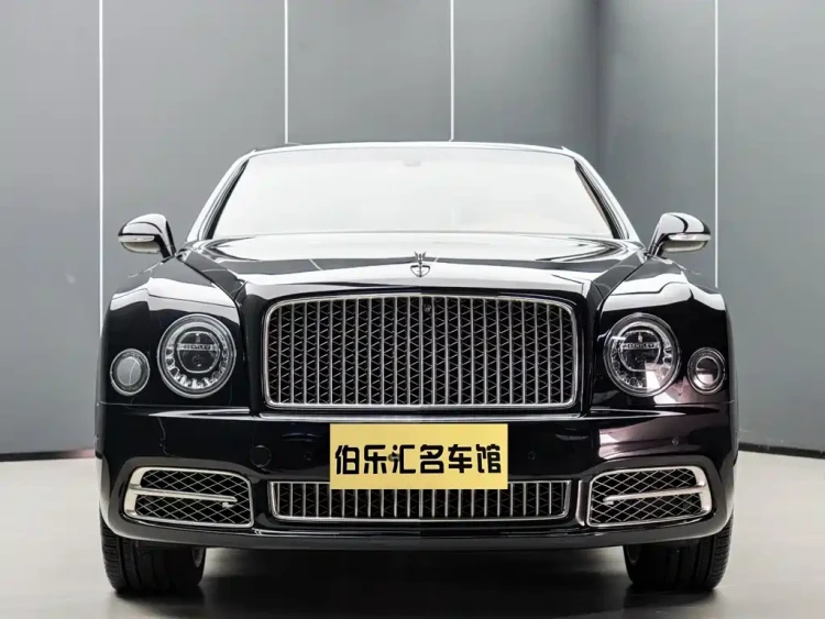Bentley Mulsanne 2017 6.8T Long Wheelbase