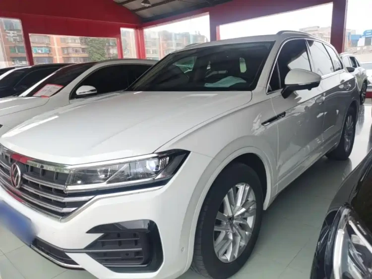 Volkswagen Touareg 2021 2.0TSI R-Line