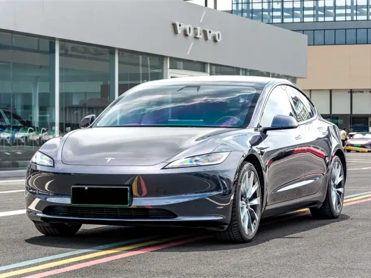 Tesla Model 3 2023 Long Range All-Wheel Drive