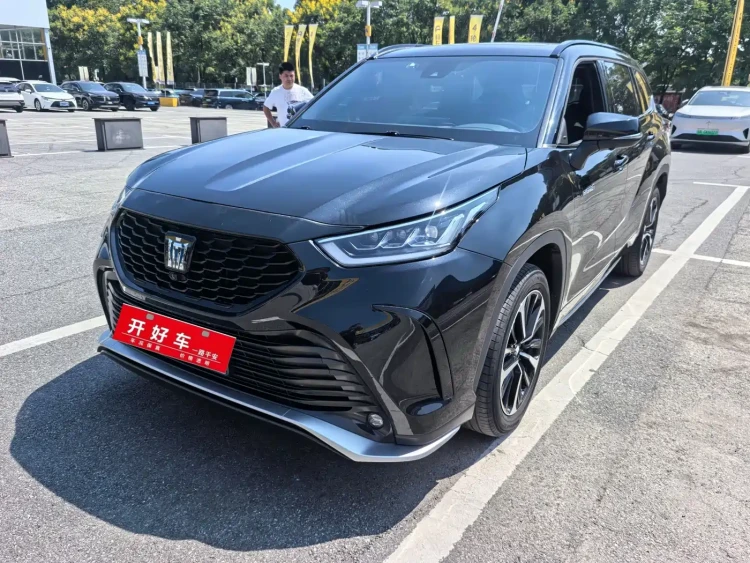 Toyota Crown Kluger 2023 2.5L HEV AWD Luxury Edition