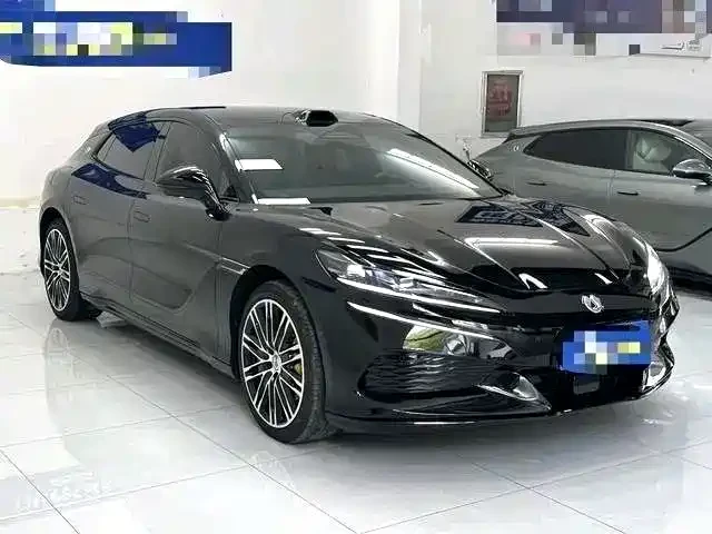 Denza Z9GT 2026 Model Yi San Fang Flash Charge Flagship Edition