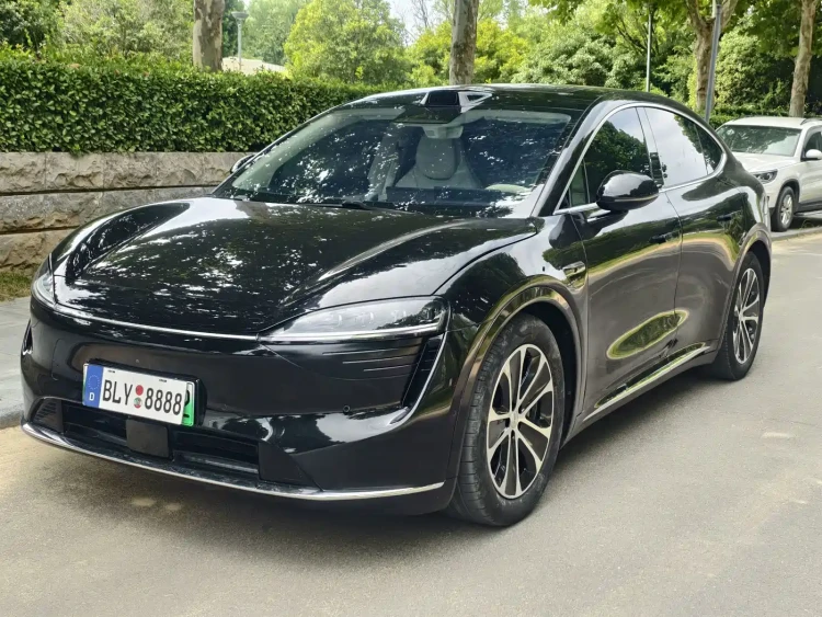 Zhijie Luxeed R7 2024 Pure Electric 802km Max