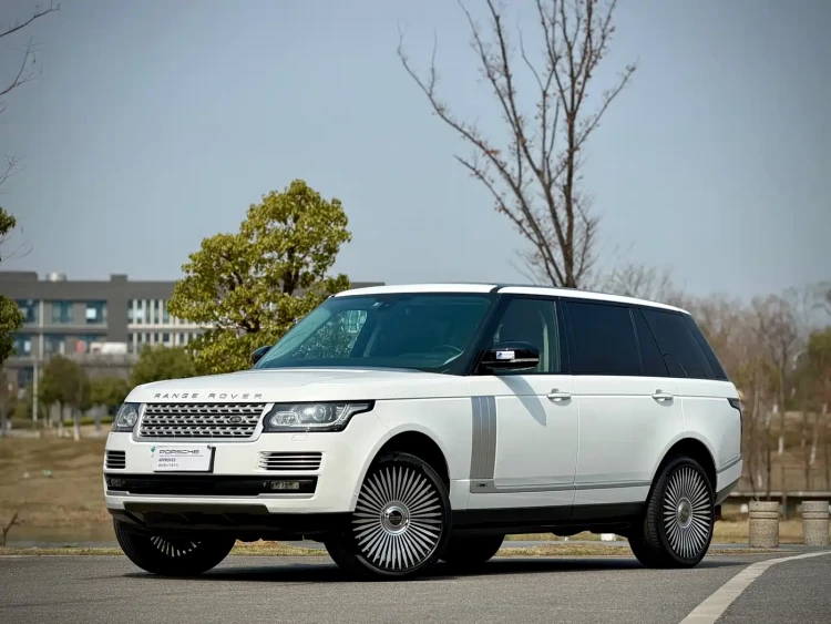 Land Rover Range Rover 2015 3.0 SC V6 Vogue SE Genesis Extended Edition