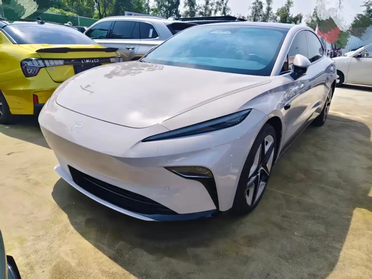 Roewe Rising Auto F7 2023 Performance Pro Edition