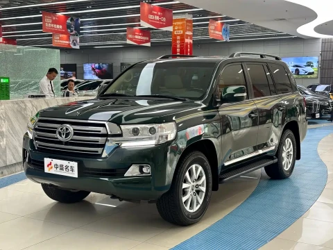 Toyota Land Cruiser 2016 4.6L Automatic VX-R