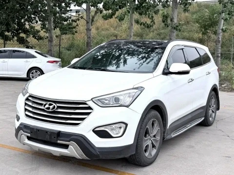 Hyundai Grand Santa Fe 2013 2.2T 7-Seater 4WD Comfort Edition