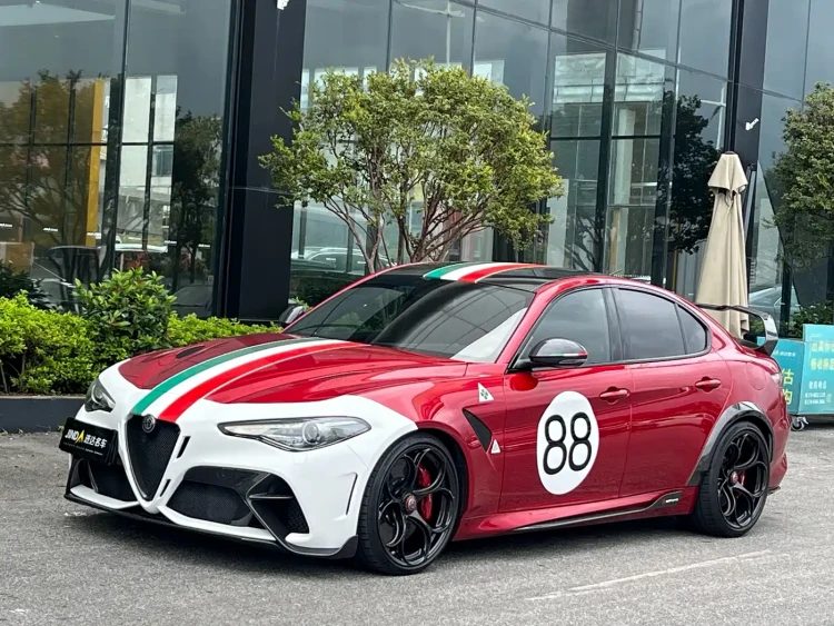 Alfa Romeo Giulia 2021 GTAm