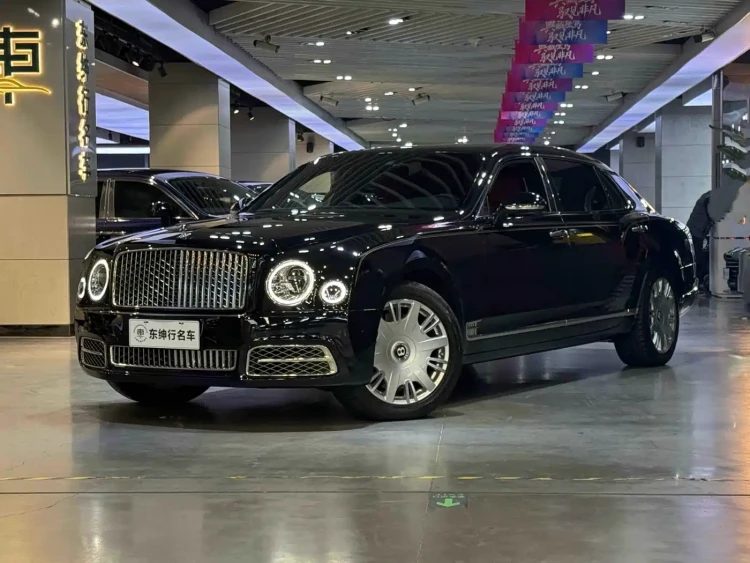 Bentley Mulsanne 2017 6.8T Long Wheelbase