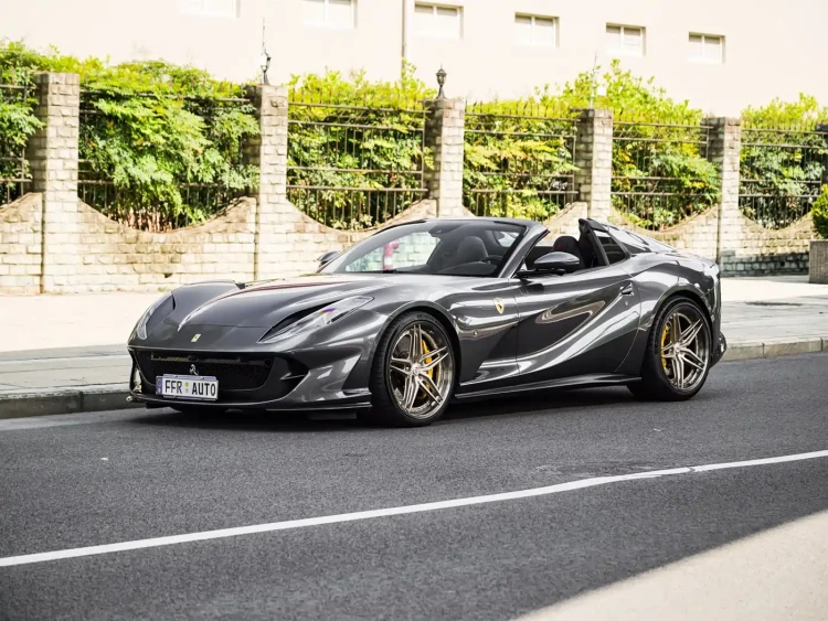 Ferrari 812 2020 6.5L GTS