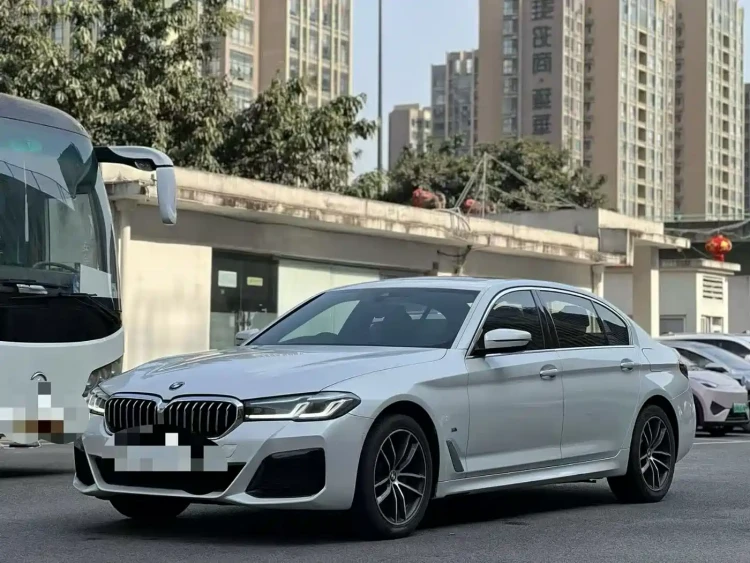 BMW 5 Series 2022 525Li M Sport Package