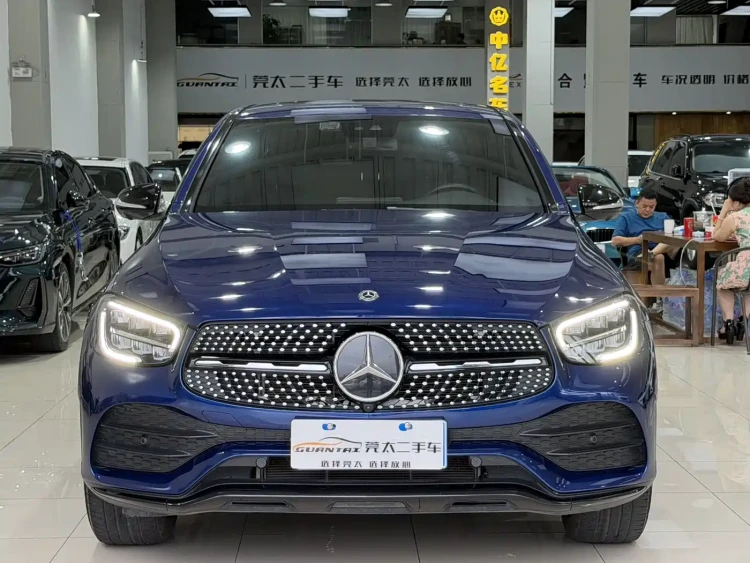 Mercedes-Benz GLC Coupe 2020 GLC 300 4MATIC Coupe SUV
