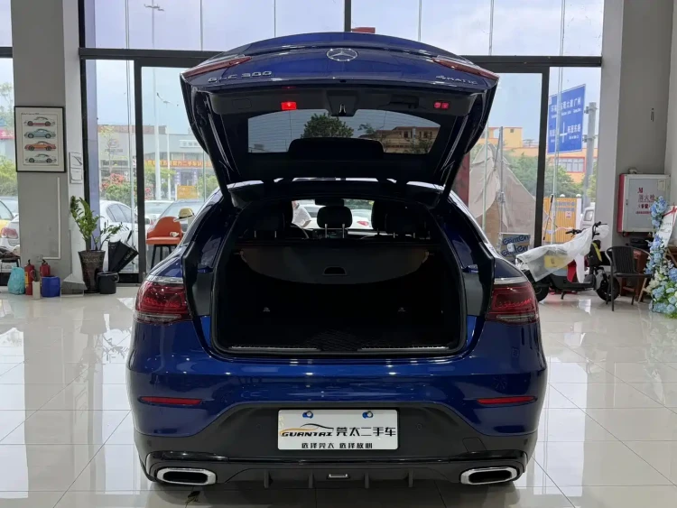 Mercedes-Benz GLC Coupe 2020 GLC 300 4MATIC Coupe SUV