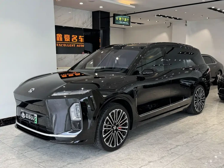 NIO ES8 2025 Base Model