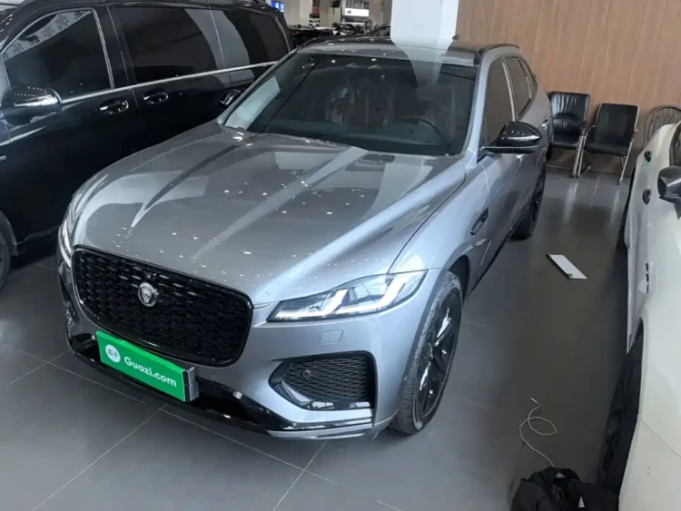 Jaguar F-PACE 2024 P400 SPORT